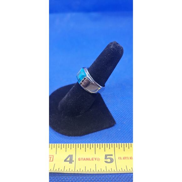 Square signet turquoise & sterling silver ring- Size 7.25- Estate find! - Picture 3 of 6